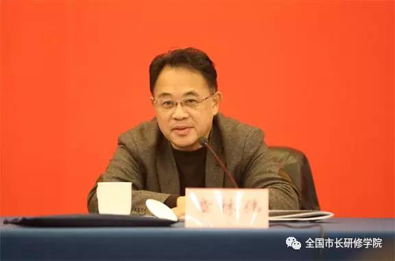 1514425650329032558.jpg 第六期万名总师培训班结业3.jpg